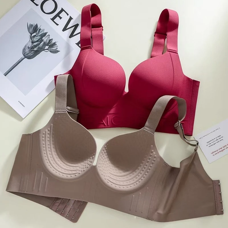 Full Coverage Bra - Women's Breasts Are Large Breasts That