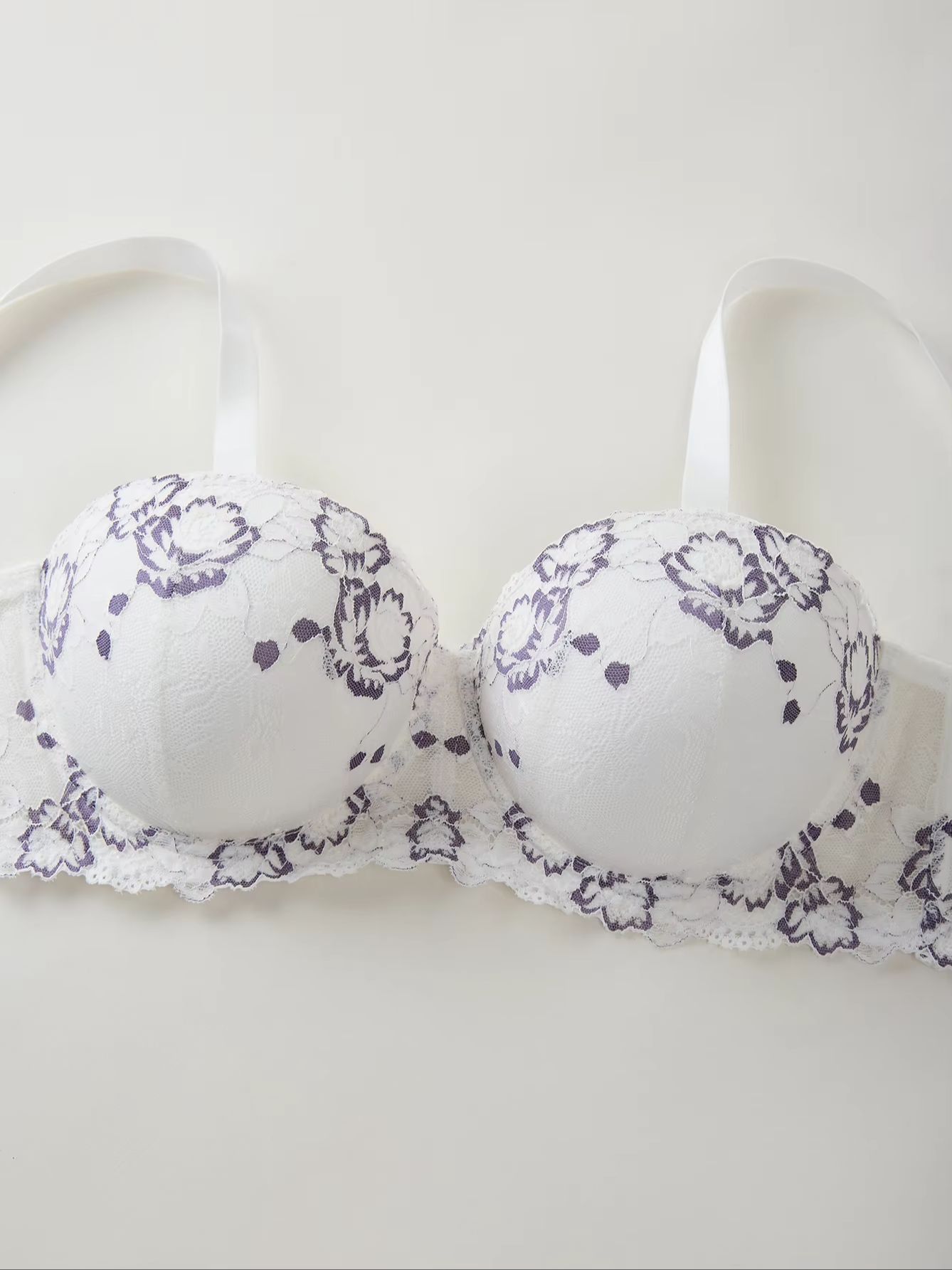 Plus Size Lace & Embroidery Wo – обзор и цена Plunge Bra Push Up